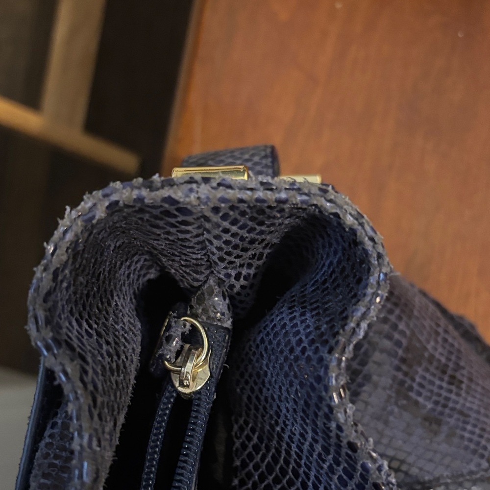 Michael Kors Vintage Black & Blue Handbag - Picture 10 of 11